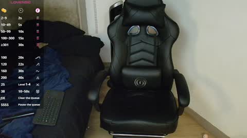 Snapshot of colombianmuscle8 chatting on 03/31/26, 03:23 colombianmuscle8 online show from 03/31/26, 03:23