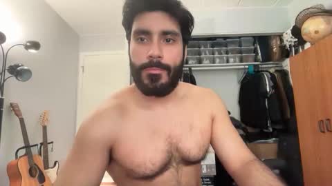Snapshot of colombianstud94 chatting on 05/03/26, 11:49 colombianstud94 online show from 05/03/26, 11:49