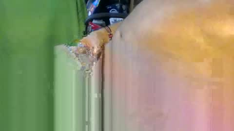 Snapshot of colourlight chatting on 10/31/25, 11:50 colourlight online show from 10/31/25, 11:50