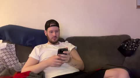 Snapshot of colson59 chatting on 12/22/25, 01:24 colson59 online show from 12/22/25, 01:24