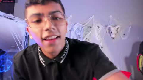 colstorw_ online show from 10/22/25, 10:37