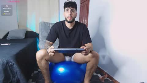 Snapshot of colt_perci chatting on 11/20/25, 12:00 colt_perci online show from 11/20/25, 12:00