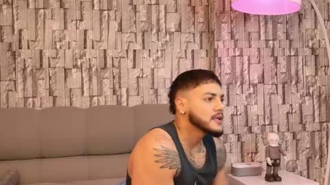 Snapshot of colton_mars chatting on 09/19/25, 04:58 Jhoan online show from 09/19/25, 04:58