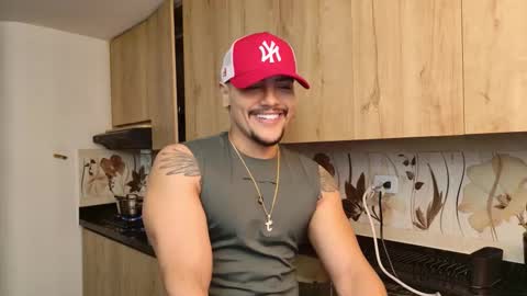 Snapshot of colton_mars chatting on 11/20/25, 05:51 Jhoan online show from 11/20/25, 05:51