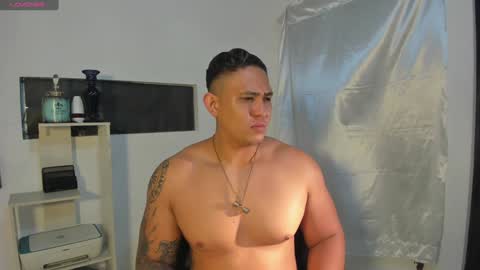 coltonmassif_ online show from 12/04/24, 06:44