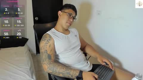 coltonmassif_ online show from 10/08/25, 04:54