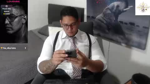 Snapshot of coltonmassif_ chatting on 06/11/26, 05:55 coltonmassif_ online show from 06/11/26, 05:55