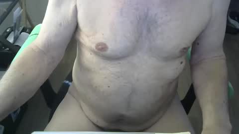 Snapshot of comeonmymouth chatting on 02/21/26, 08:43 comeonmymouth online show from 02/21/26, 08:43