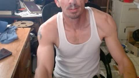 Snapshot of comic_king27 chatting on 03/01/25, 03:38 Nelson or ComicKing and sometime Peachy143 online show from 03/01/25, 03:38