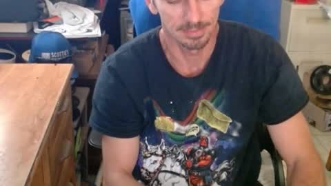 Snapshot of comic_king27 chatting on 03/02/25, 07:56 Nelson or ComicKing and sometime Peachy143 online show from 03/02/25, 07:56