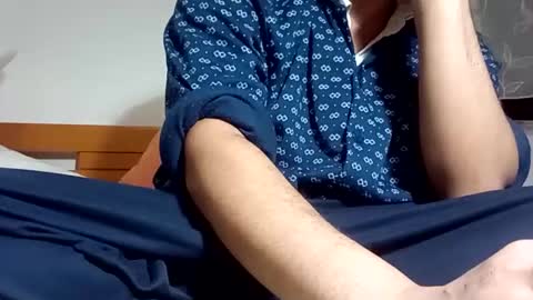 comobailamioso online show from 02/22/26, 06:17