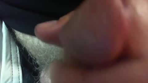 Snapshot of comox1961 chatting on 01/25/25, 02:04 comox online show from 01/25/25, 02:04