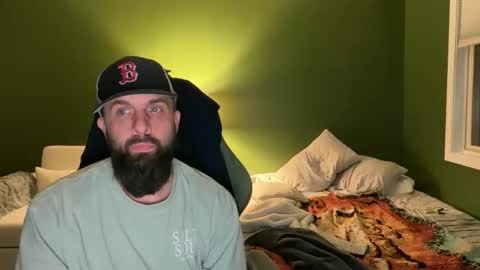 Snapshot of concentralized chatting on 12/02/25, 06:08 Matt online show from 12/02/25, 06:08