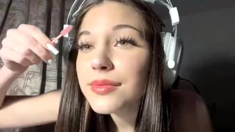 Bella  online show from 10/14/25, 01:01