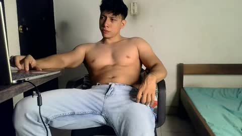 Snapshot of conde2710 chatting on 05/27/26, 09:06 ELCONDE online show from 05/27/26, 09:06