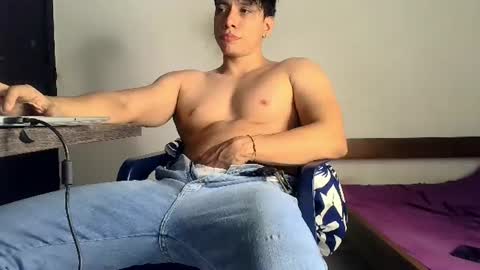 Snapshot of conde2710 chatting on 08/03/26, 08:57 ELCONDE online show from 08/03/26, 08:57