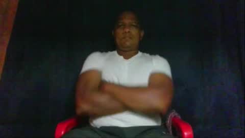 Snapshot of condor087510 chatting on 02/19/26, 03:24 Miguel online show from 02/19/26, 03:24