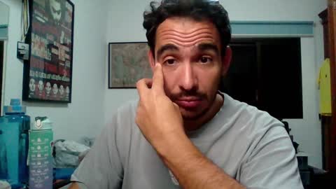 Snapshot of conejero_37 chatting on 12/17/24, 09:50 Jesus online show from 12/17/24, 09:50