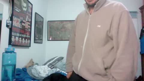 Snapshot of conejero_37 chatting on 01/18/25, 11:54 Jesus online show from 01/18/25, 11:54