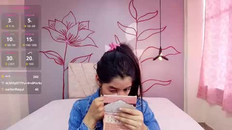 C O N N I E online show from 09/20/25, 08:43