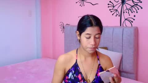 C O N N I E online show from 10/01/25, 06:58