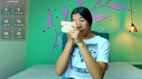 C O N N I E online show from 10/21/25, 07:25