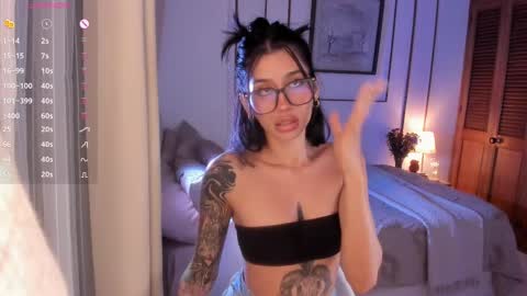 connie    online show from 09/10/25, 09:53