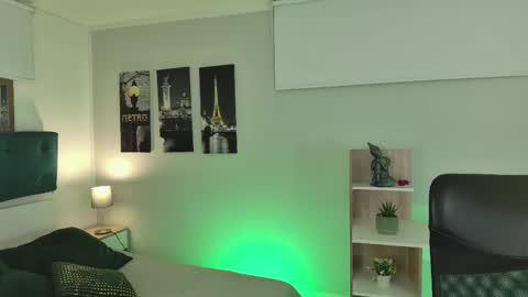 Snapshot of connie_haze chatting on 03/10/25, 08:12 Connie online show from 03/10/25, 08:12