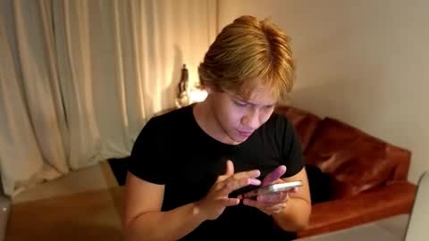 Snapshot of connie_varela chatting on 02/10/26, 12:26 new account online show from 02/10/26, 12:26