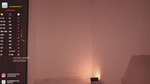   independent model online show from 02/26/25, 11:15