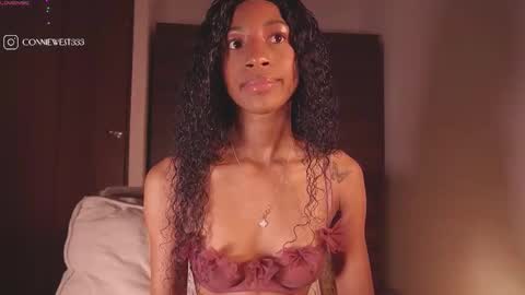   independent model online show from 10/12/25, 12:31