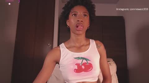 Snapshot of connie_west0 chatting on 11/10/25, 12:09 independent model online show from 11/10/25, 12:09