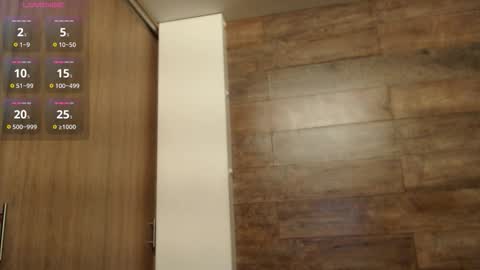 Snapshot of connor_h1 chatting on 10/15/25, 01:28 connor_h1 online show from 10/15/25, 01:28