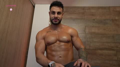 connor_h1 online show from 04/07/26, 05:41