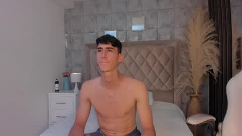 Snapshot of connorflyn chatting on 03/21/26, 04:39 Connor Flyn online show from 03/21/26, 04:39