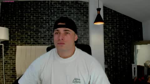 Snapshot of connorsmith_26 chatting on 04/05/26, 10:51 Connor Smith online show from 04/05/26, 10:51