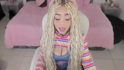 Snapshot of conny_curly chatting on 07/10/26, 01:14 Conny online show from 07/10/26, 01:14