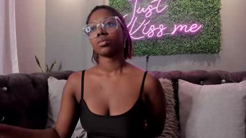 Nilo Solem online show from 03/28/26, 07:46