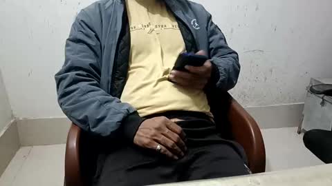 Snapshot of controlforyou1 chatting on 12/25/24, 01:19 Mr. Singh online show from 12/25/24, 01:19