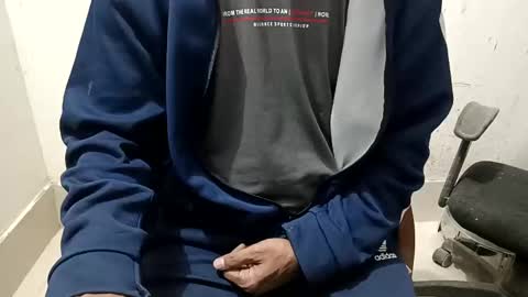 Snapshot of controlforyou1 chatting on 01/17/25, 11:27 Mr. Singh online show from 01/17/25, 11:27