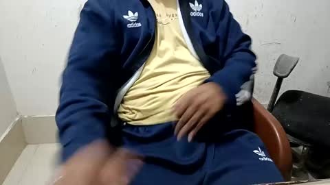 Snapshot of controlforyou1 chatting on 01/18/25, 06:56 Mr. Singh online show from 01/18/25, 06:56