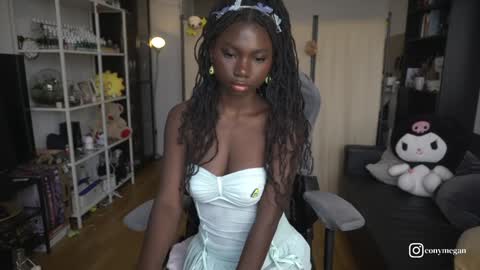 Snapshot of conymegan chatting on 02/12/26, 10:43 Carola independent model online show from 02/12/26, 10:43