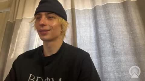 cookie_sex online show from 12/17/25, 03:45