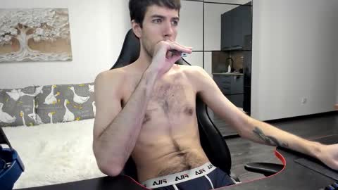 cookies_boys online show from 11/26/25, 01:45