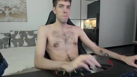 Snapshot of cookies_boys chatting on 12/23/25, 10:46 cookies_boys online show from 12/23/25, 10:46