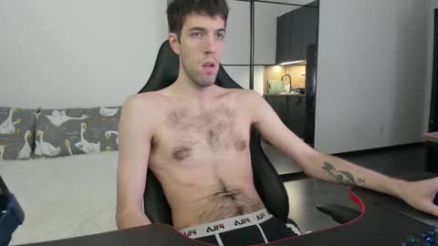 Snapshot of cookies_boys chatting on 01/07/26, 03:53 cookies_boys online show from 01/07/26, 03:53