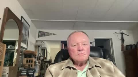 Snapshot of cookoosnest chatting on 02/15/26, 04:42 cookoosnest online show from 02/15/26, 04:42