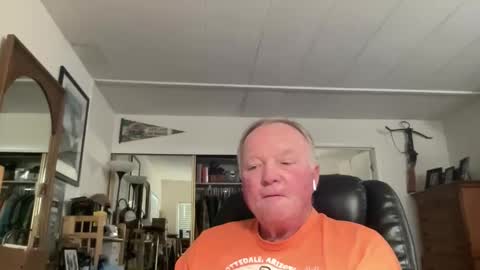 Snapshot of cookoosnest chatting on 03/06/26, 01:02 cookoosnest online show from 03/06/26, 01:02