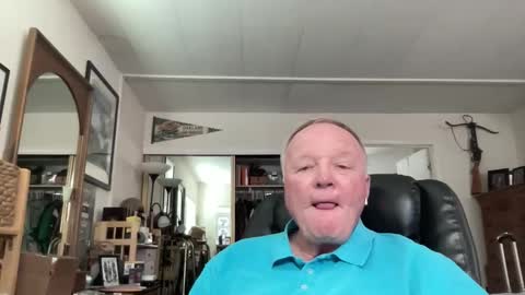 Snapshot of cookoosnest chatting on 04/04/26, 09:01 cookoosnest online show from 04/04/26, 09:01