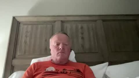 Snapshot of cookoosnest chatting on 04/20/26, 12:52 cookoosnest online show from 04/20/26, 12:52